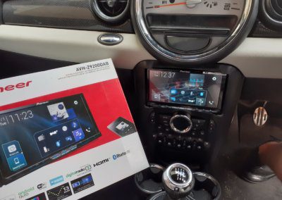 Mini Coupe 2012 R58 with wifi radio upgrade