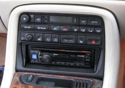 Jaguar XK8 XKR radio upgrade